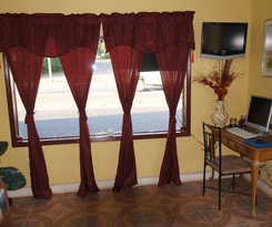 Hotel Ozark Inn and Suites