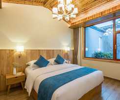 Moon Villa Resort