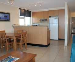 84 The Spit Holiday Apartments