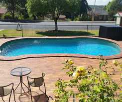 Hotel Hideaway Motor Inn