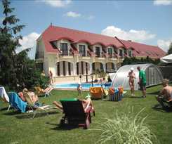 Hotel Bajor Panzio Restaurant - Adults Only