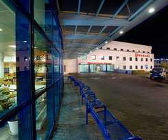 Ramada By Wyndham Airport Prague