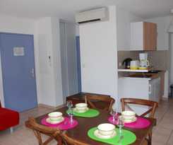  Uzes Appart Hotel
