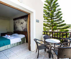 Langley Resort Almirida Bay