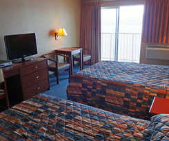 Hotel Beach Gardens Resort and Marina