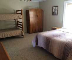 Hotel Lone Oak Ranch and Retreat