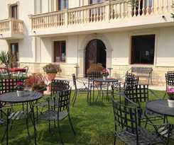 Villa Cerelis