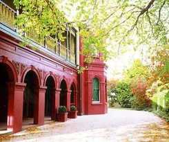 Leura House