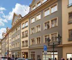 Louren - The Bridge Inn