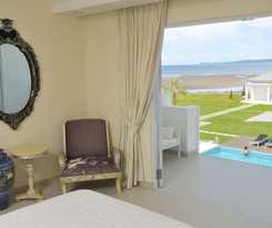 Hotel Cove 55