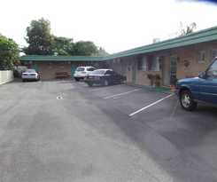 Hotel Corlette Palms Motor Inn