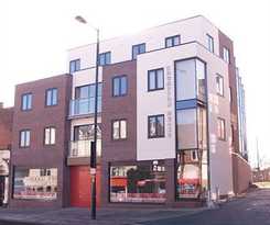  Crompton House Apartments