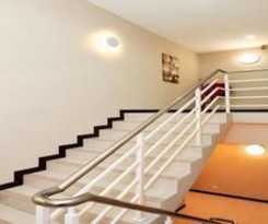 Hotel Station Eight Inn