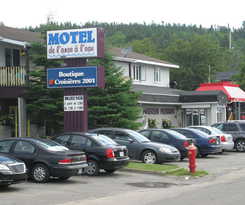 Motel De L'anse &agrave; L'eau