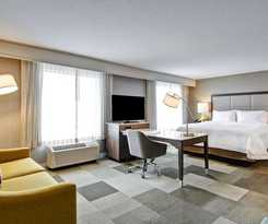 Hotel Hampton Inn And Suites By Hilton Saskatoon Airport