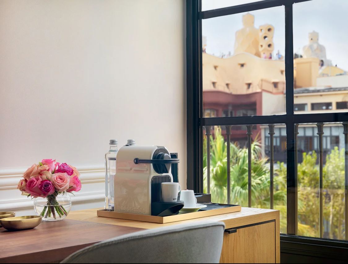 Habitación Doble Deluxe Vista Jardín del hotel H10 Casa Mimosa. Foto 4