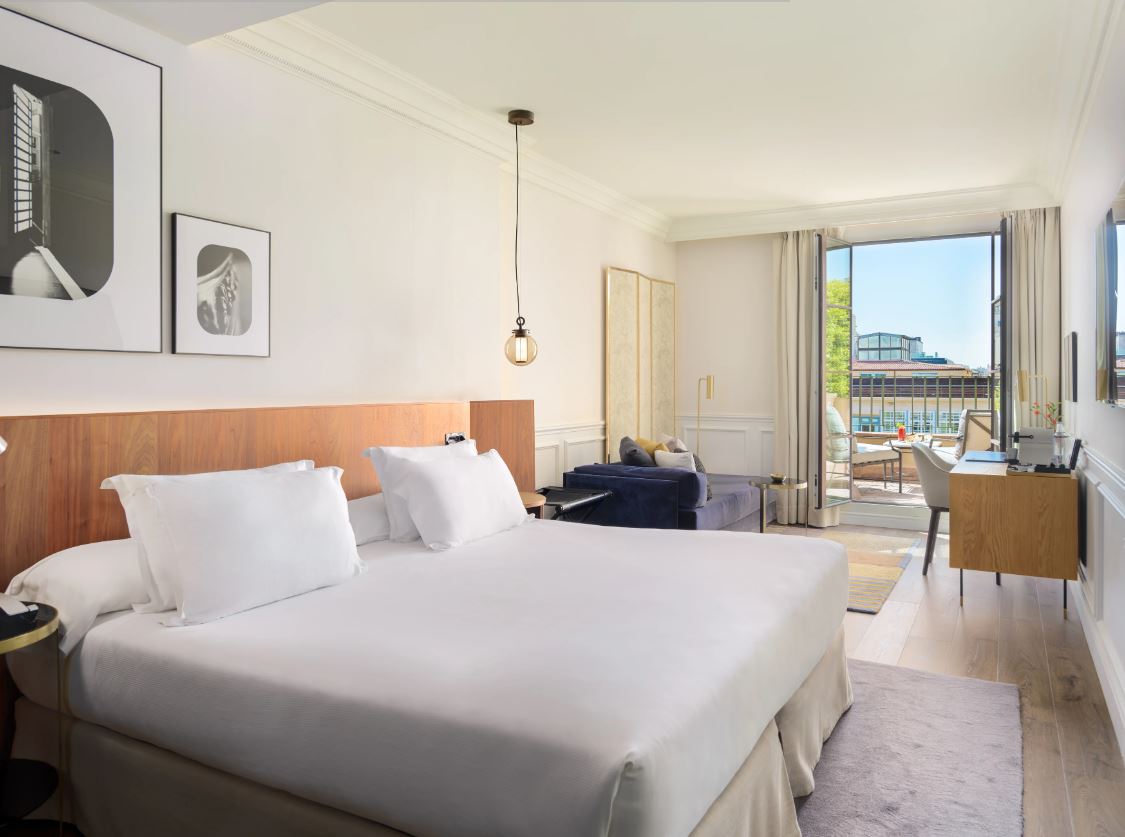 Doble Deluxe Con Terraza Vista Jardín del hotel H10 Casa Mimosa. Foto 2