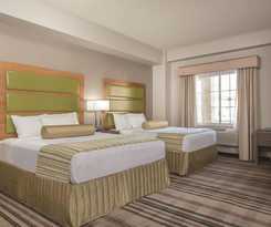 La Quinta Inn And Suites Brooklyn East