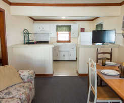 Hotel Oceanside Court By Kees Vacations