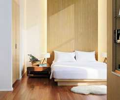 Balcony Seaside Sriracha and Serviced Apartments