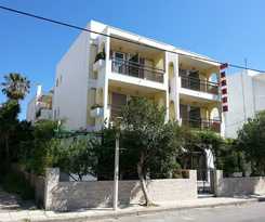 Hotel Karis