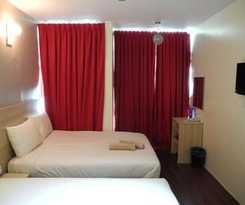 Hotel 18