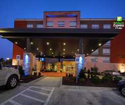 Hotel Holiday Inn Express And Suites Moore