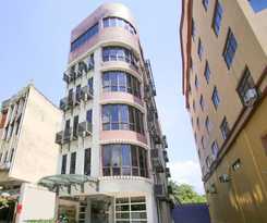 Hotel OYO 124 Hotel Seniman Sentul