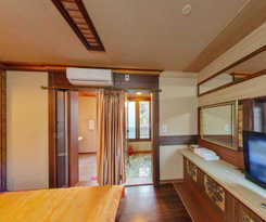 Hotel Nine Resort