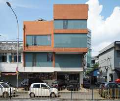  OYO 43968 Sh Hotel Pudu