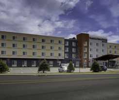 Fairfield Inn And Suites By Marriott Allentown Wes