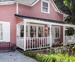 Hotel Cedar Crest Inn