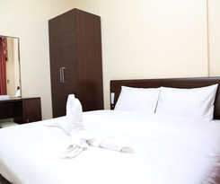 Safari Apartments