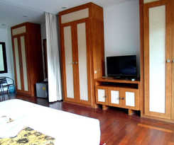 Naraya Riverside Resort