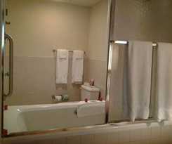 The View Inn And Suites