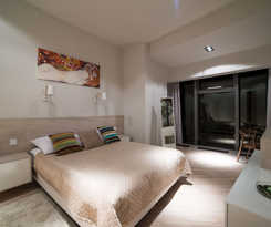In The Sky - Sky Tower Apartments