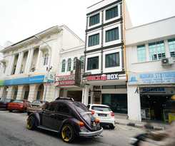 Hotel Brick Box