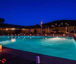 Hotel Carlton Oaks Lodge, Ascend Collection