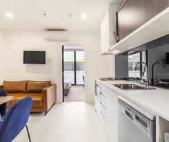 Whitehorse Apartment