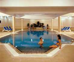 Hotel Crown Resorts Henipa