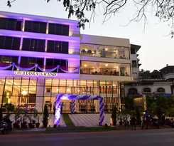The Flora Grand