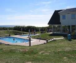 Hotel L&ouml;derups Strandbad l and Stugby