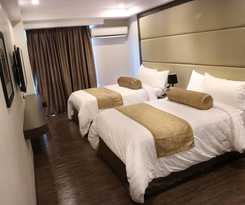 West Avenue Suites