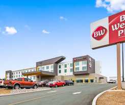 Hotel Best Western Plus St. John's Airport and Suites