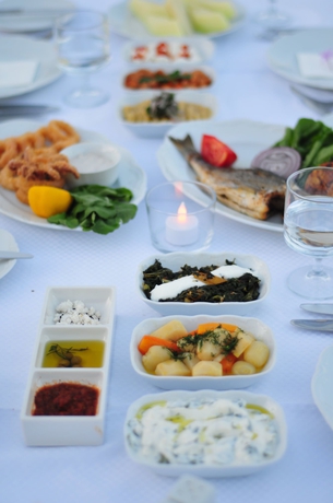 Kefi Beach & Suites
