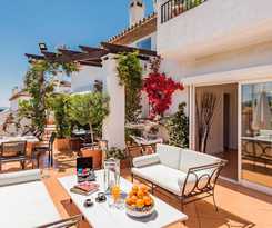 Molo 44 Suites Puerto Banus