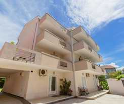 Hotel Rosic Apartments