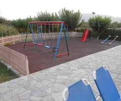 Apartamentos Village Inn Studios and Apartments