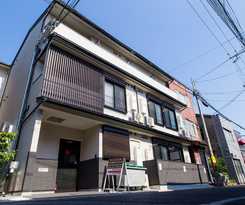 Kamo River Kiyomizu Gojo -guesthouse In Kyoto