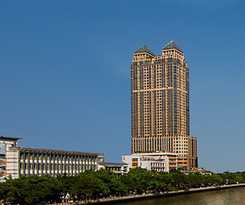 Royal River Apartment